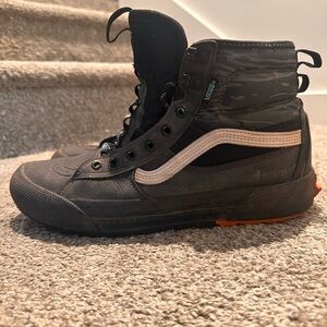 Vans goretex boots men size 10.5